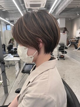 リリット(ReLit) ハイライトレイヤーカットグレージュベージュショート髪質改善