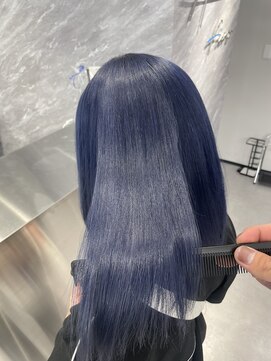 アルドーレフィエロ シンサイバシ(Ardore fiero shinsaibashi) ケアブリーチで作る透明感溢れるサファイアブルー♪