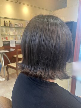 美容室ステラ　坂戸駅前店 外ハネ