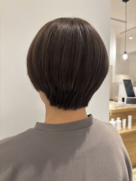 モック(moc) 女性らしいショートスタイル