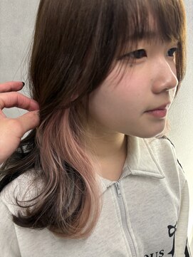 アヴァンス 西田辺(AVANCE.) インナーカラー/イヤリングカラー/ピンクベージュ/髪質改善