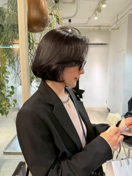 ロマリア(Lomalia) 乾かすだけでキマる髪/自然にまとまるボブ顔まわりレイヤー