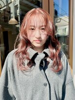 マニア(mania.)&nbsp;ピンクベージュ暖色カラーダブルカラーケアブリーチオレンジヘア