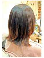 ルーナヘアー(LUNA hair)&nbsp;外はねミディアムスタイル