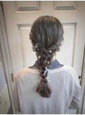 編み下ろし　ヘアアレンジ　お呼ばれヘア　リボン
