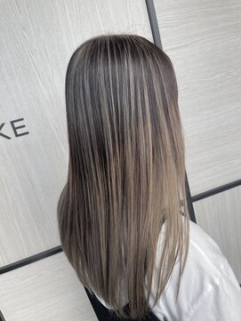 ハイク(HYKE) ロング×ベージュ系バレイヤージュ