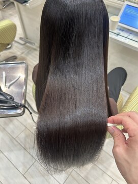 ビス ヘア アンド ビューティー 西新井店(Vis Hair&Beauty) 20代30代40代髪質改善トリートメント艶感ストレート透明感ロング