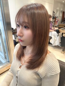 ヴィヴィ(VIVIE) 大人ガーリー似合わせミディアムレイヤーカットダークアッシュ