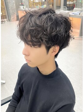 デュー 栄(DEW) 【DEW】シャドウパーマ/スパイラルパーマ/マッシュ/ブリーチ