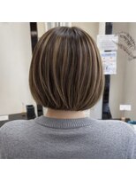 アンジュールクレア(UN JOUR CREA)&nbsp;ボブ×白髪ぼかしハイライト