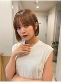 ぱつっとボブ