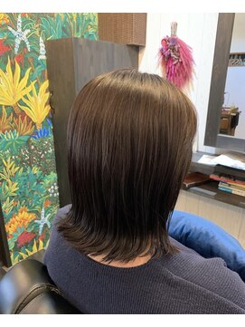 カシア cassia hair dressing salon 外ハネスタイル