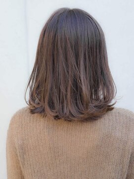 ルティア(Lutia) ブルージュ 切りっぱなし 外ハネ