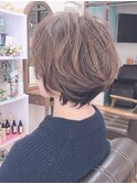 ネオウルフ風ボブ×ハイライト×イエローベージュ