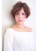 フェミニン小顔ひし形デジタルパーマ前下がりショートボブ