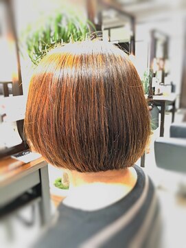 キャン 温品店(CAN) 【CAN】大人女子におすすめ!ヘナ×ミニボブ