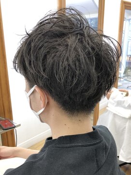 ヘッズ 本八幡店(HEADS) MEN'S HAIR センターパート ツイストスパイラル コンマヘア