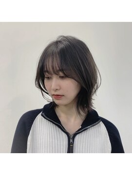ソコノサロン ハナレ 北千住(socono salon HANARE) ミディアムレイヤー×ダークグレージュ【北千住美容院HANARE】