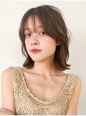 ミディアム 顔周りレイヤー 顔周りカット くびれ 表参道