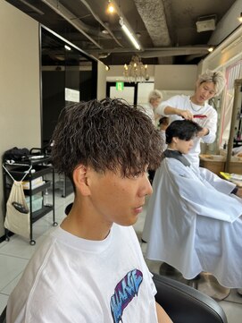 アイズ 海老名(AIZU) ツイストスパイラルパーマ ツイストパーマ スパイラルパーマ