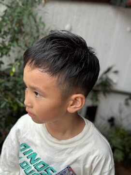 ルーツヘアー(Roots hair) ツーブロック