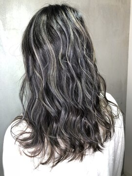 ルッソリベラ 池袋(Lusso libera) 大人ハイライト/バレイヤージュ/池袋/30代40代50代