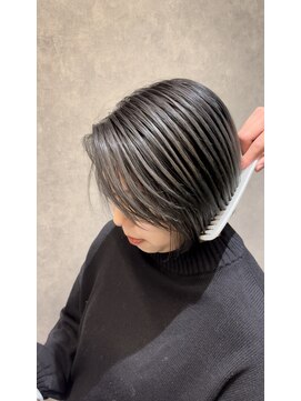 たさわ堂 ヨロ(yolo) シャドウルーツ/ホワイトシルバー/白髪ぼかし/ブリーチ