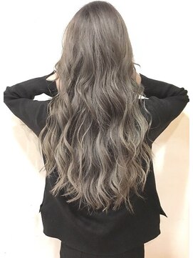ランプ ヘアー(lamp hair) 【lamp池袋オザキ】ハイライト/グラデーション/グレーベージュ