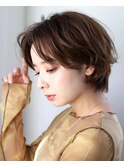 前下がりハンサムショート