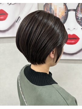 A BY WHO江坂/透明感ショートボブ/ハイライトカラー