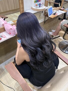 ステラバイケンジ(STELLA by KENJE) 韓国風レイヤーカット艶カラーローズブラウン前髪カット