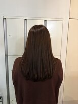 ディシェーレローブ(die Schere Lob)&nbsp;オイルカラーで自然な白髪カバー