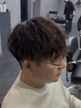 ゼノ 海老名(XENO) 無雑作パーマ/フェザーパーマ/ツイストパーマ/波巻きパーマ