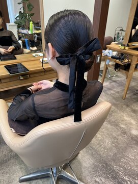 インビテーション 名古屋(invitation) タイトシニヨン