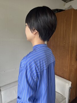 タヴィ(Tavi) コンパクトショートヘア/黒髪ショート/くびれショート/ショート