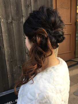 リゼル ユア 渋谷(RISEL YUA) サイドポニーテールヘアアレンジ☆w/u岸野