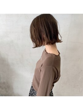 ミント(mint) 透明感グレージュカラー!柔らかさ◎