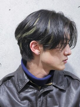 ガズル ハラジュク(GUZZLE HARAJUKU) コントラストハイライト前下がりセンターパート　ツーブロック