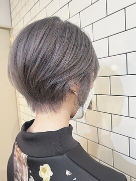 ザセントラル トヨス(THE CENTRAL) Perl×Beige×Short