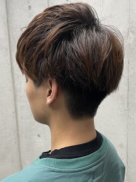 フイ 代々木(Hui) メンズ/アップバング/ツーブロックマッシュ/束感ショート/波巻き