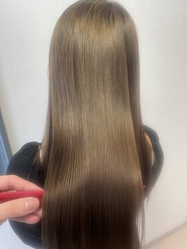 リア(Lia) ミルクティーベージュ