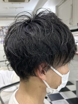 ヘッズ 本八幡店(HEADS) MEN'S HAIR  センターパート　ツイストスパイラル　コンマヘア
