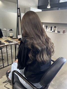 モノトーン(MONOTONE) 艶カラー