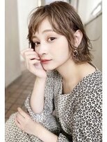 プランタン(hair garden PRINTEMPS byflammeum) シアーベージュ× ハイライトの外ハネボブ【海老名】