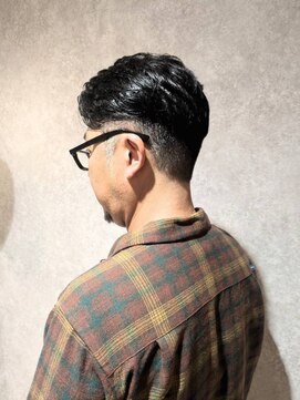 ブロッサム 上尾店(Blossom) 爽やかマットショート☆ビジネス刈り上げツーブロックブラック