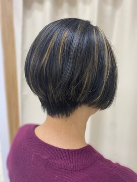 ビューティーサロンフレンド 泡瀬店 ショートボブ