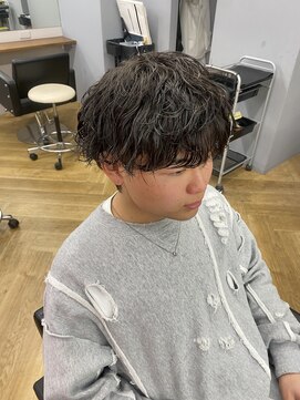 アレス バイ シカ 神戸三宮元町店(ALLES by Cica) ゆる波シャドウパーマ