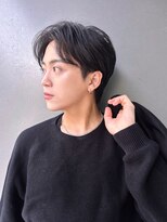 トルネード(TORNADO) マッシュカット センターパート カルマパーマ 韓国ヘア 7s46