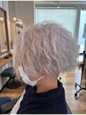 刈り上げ×前下がりショート