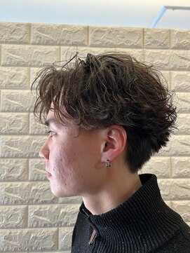 エル(Ailes) ソフトツイストパーマ